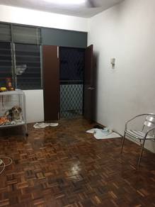 Apartment For Sale in Taman Batu Bukit
