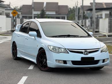 Honda Civic i-VTEC in Benut, JHR