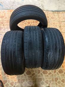 Tayar Saiz 215/45/17
