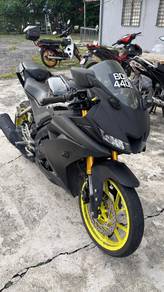 Yamaha R15