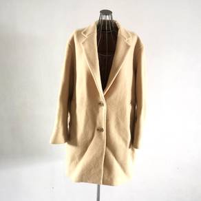 Uniqlo Oversized wool-blend coat