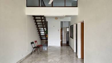 1.5-storey Terraced House For Sale in Petaling Jaya,SGR