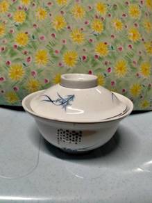Antique bowl with cover