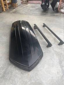 Topbox and rail
