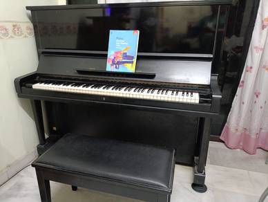 Yamaha Piano