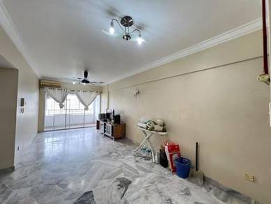Condominium For Sale in Casa Magna