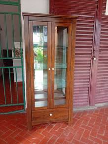 Cabinet kayu