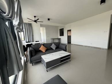 Service Residence For Rent in The Louvre @ Country Heights