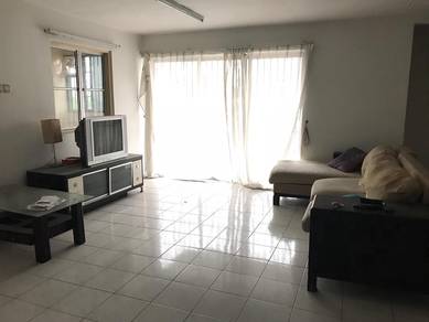 Condominium For Sale in Pantai Hillpark 2