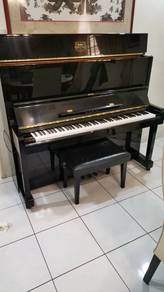 Pre-owned Piano
