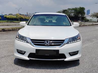 Honda Accord VTi-L in Puchong, SGR