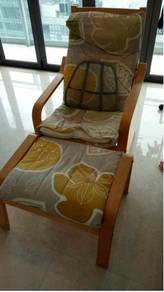 Wooden Frame Cushion Chair wt Stool TY626