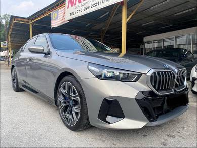 BMW i5 eDRIVE40 M SPORT in Cheras, KUL