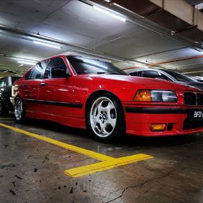 BMW 328i 28i (CBU) in Semenyih, SGR