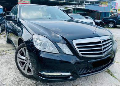 Mercedes Benz E250 250 CGI BlueEFCY AVANTGRADE(CBU) in Old Klang Road, KUL