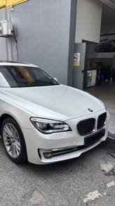 2013 BMW 730Li 30Li (CBU)