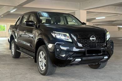 Nissan Navara V in Bandar Puteri Puchong, SGR