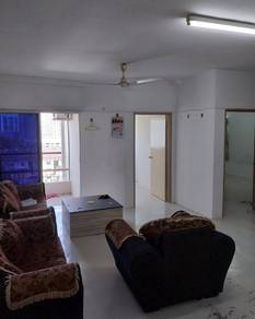 Condominium For Rent in Symphony Park (Jelutong)