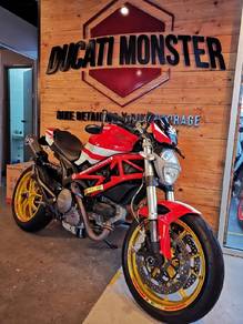 Ducati Monster 796