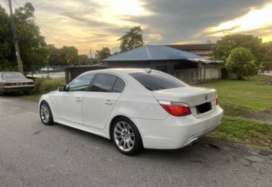 BMW 530i 30i (CBU) in Rawang, SGR