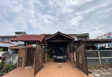 2-storey Terraced House For Sale in Seri Kembangan,SGR