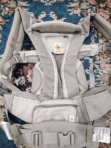 Body baby carrier