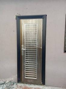 SAFETY DOOR l pintu solid keselamatan