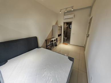 Room in Seri Kembangan, SGR