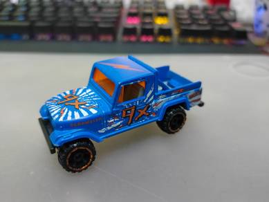Hotwheels Jeep Scrambler from Stunt Circuit Series