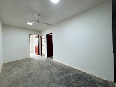 Flat For Sale in Pangsapuri Seri Nilam (Ampang)
