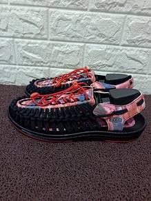 Uk9 KEEN UNEEK Classic