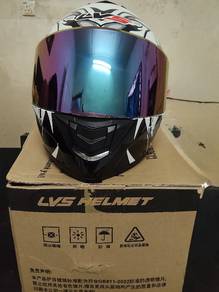 New lvs helmet 