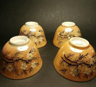 Fine vintage japanese hand-painted teacups