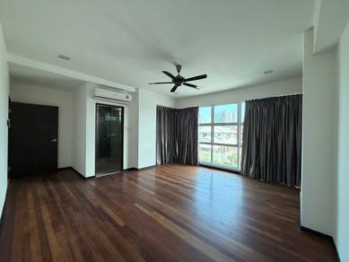 Condominium For Sale in R55 Condominium