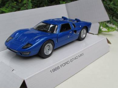Kinsmart Diecast Car 1966 Ford GT40 MKII Blue
