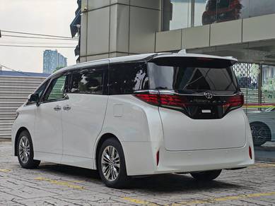 Toyota Alphard Z in Setapak, KUL