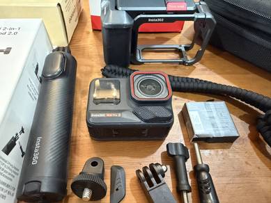 Insta360 AcePro2 + gifts