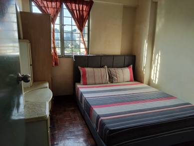 Room in Old Klang Road, KUL