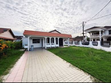 Bungalow House For Sale in Bukit Baru,MLK