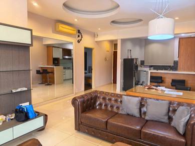 Condominium For Rent in Logan Ville