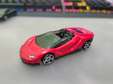 Hotwheel Red Lamborghini Centenario Roadster