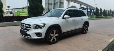 Mercedes Benz GLB200 200 in Bandar Puteri Puchong, SGR