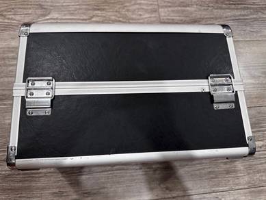 Black Aluminum Makeup Case