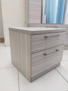 Meja tepi katil Side bed table drawer床边桌子抽屉