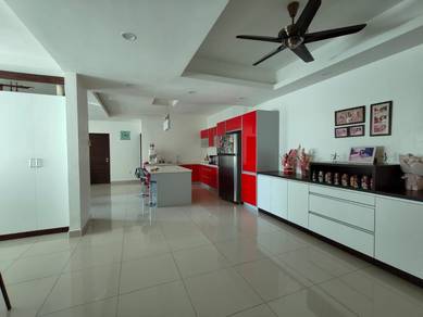 Semi-Detached House For Sale in Sungai Ara,PNG