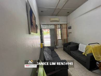 1-storey Terraced House For Sale in Lunas,KDH