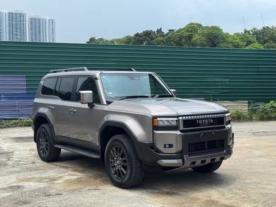 Toyota Land Cruiser 250 VX FIRST EDITION in Old Klang Road, KUL