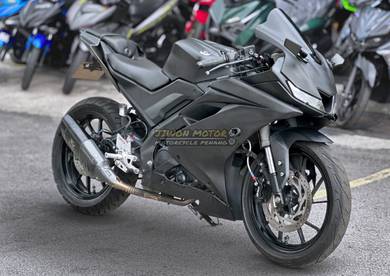 Yamaha R15