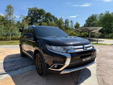 Mitsubishi Outlander 2.0 AWD in Batu Pahat, JHR