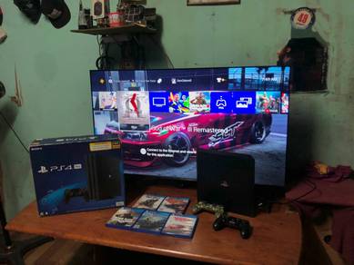 Ps4 Pro 1Tb (Free 5 Cd Games!)